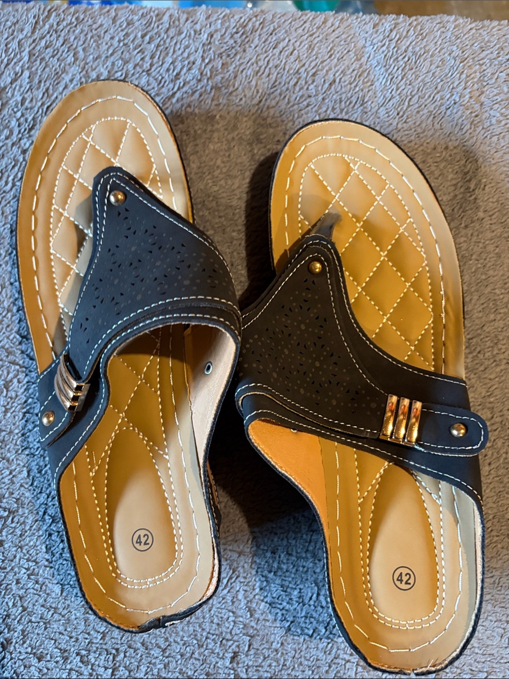 Black Casual Women's Slip-On Sandals - Quilted Tan Insole